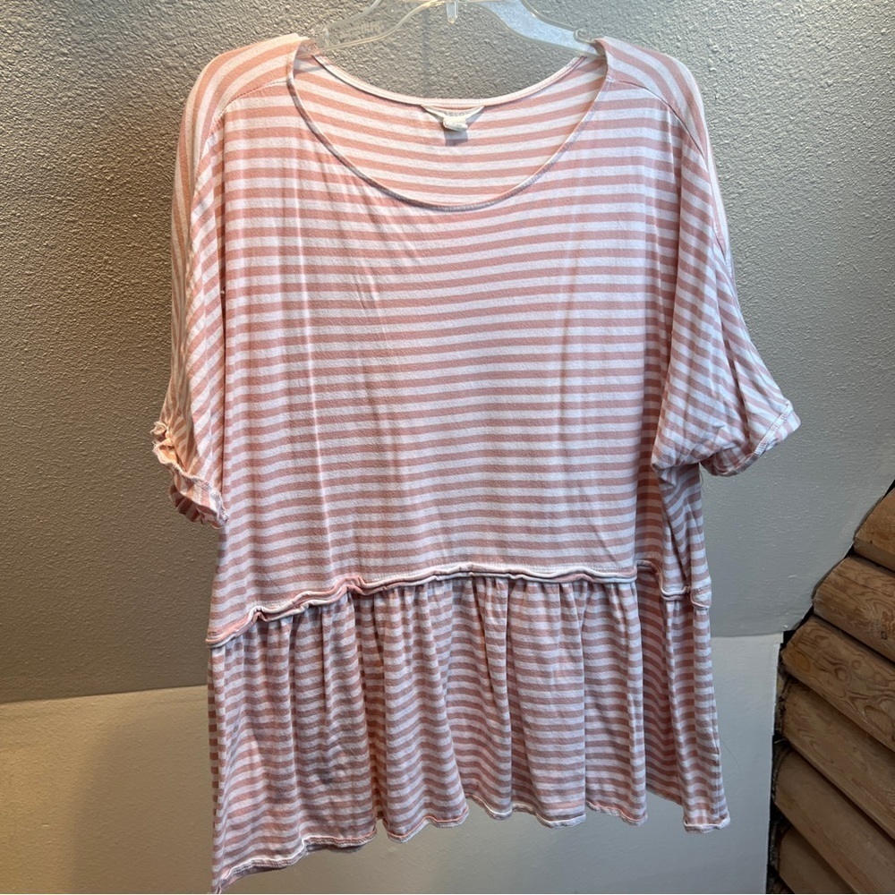 CASLON Oversized Babydoll gathered Tee. Size XL. Gathered Peplum Skirt.